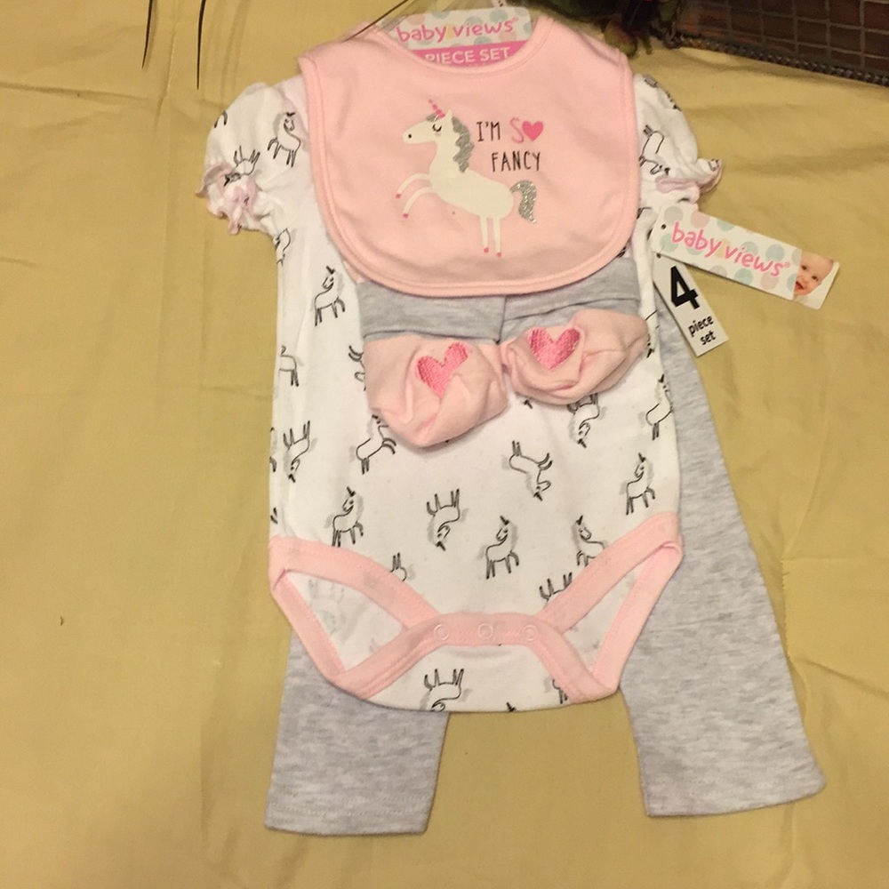 New 4 piece Baby Views set